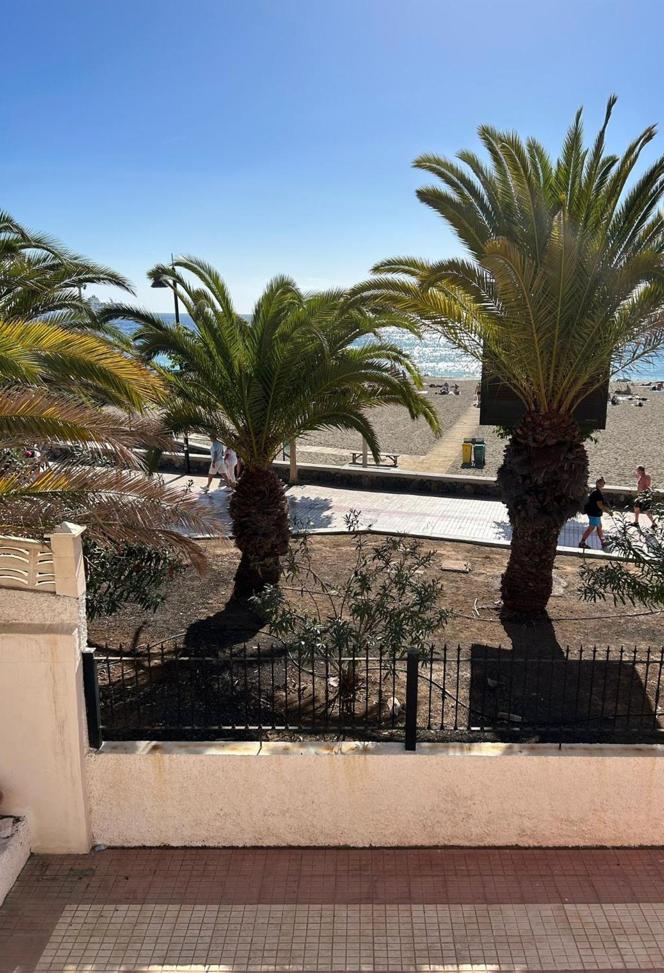 Prime Beachfront Location, Free Parking, Steps To The Sand لوس كريستيانوس المظهر الخارجي الصورة